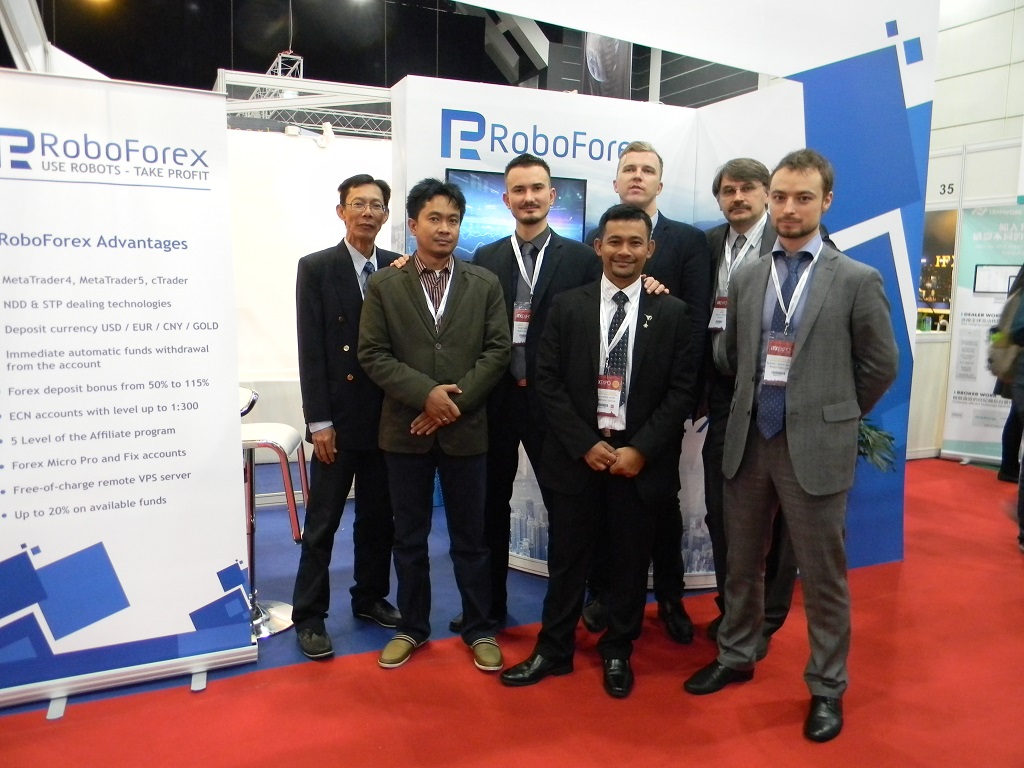 Итоги участия RoboForex в профессиональной выставке "iFX EXPO"